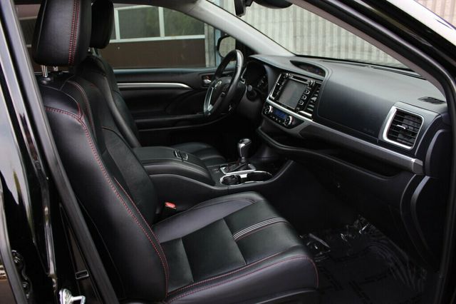 2019 Toyota Highlander AWD SE NIGHTSHADE EDITION W/ LEATHER, PWR MOONROOF,  - 23053260 - 7