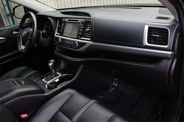 2019 Toyota Highlander AWD SE NIGHTSHADE EDITION W/ LEATHER, PWR MOONROOF,  - 23053260 - 8