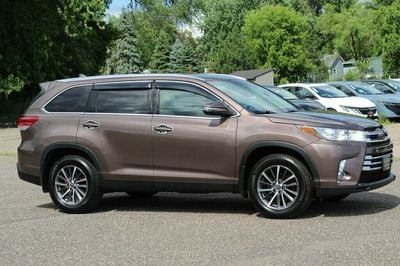 2019 Toyota Highlander - 5TDJZRFH1KS941632