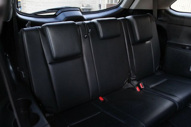 2019 Toyota Highlander AWD XLE W/ LEATHER, MOONROOF - 23089811 - 11