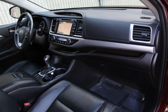 2019 Toyota Highlander AWD XLE W/ LEATHER, MOONROOF - 23089811 - 8