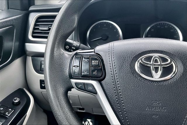 2019 Toyota Highlander LE - 23017188 - 20