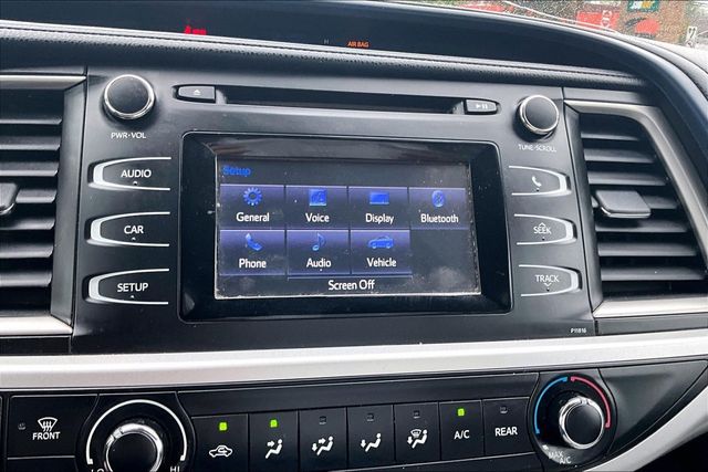 2019 Toyota Highlander LE - 23017188 - 25