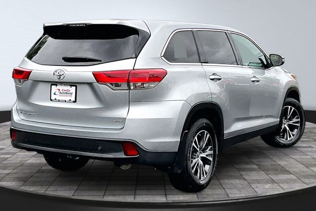 2019 Toyota Highlander LE - 23017188 - 4