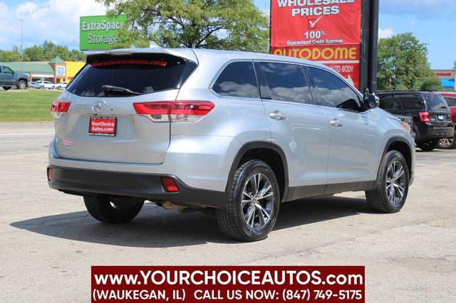 2019 Toyota Highlander LE 4dr SUV (3.5L V6) - 22906848 - 4