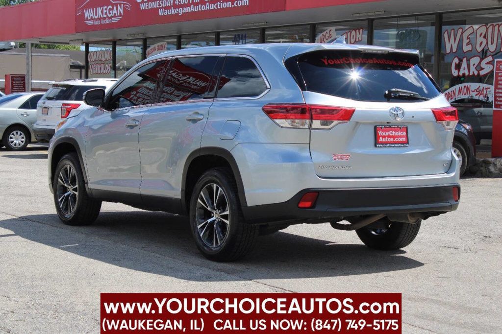 2019 Toyota Highlander LE 4dr SUV (3.5L V6) - 22906848 - 6
