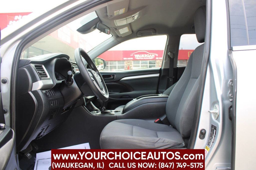 2019 Toyota Highlander LE AWD 4dr SUV - 22911203 - 8