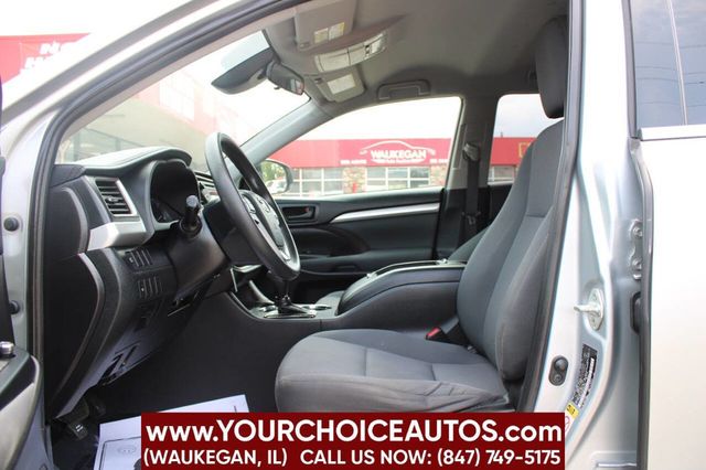 2019 Toyota Highlander LE AWD 4dr SUV - 22911203 - 8