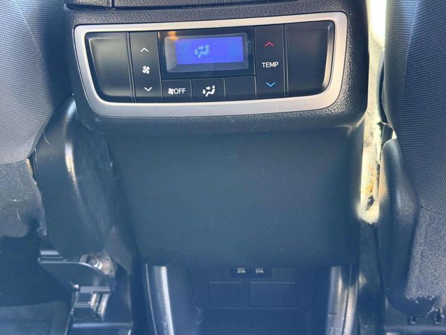 2019 Toyota Highlander LE AWD 4dr SUV - 23044850 - 31