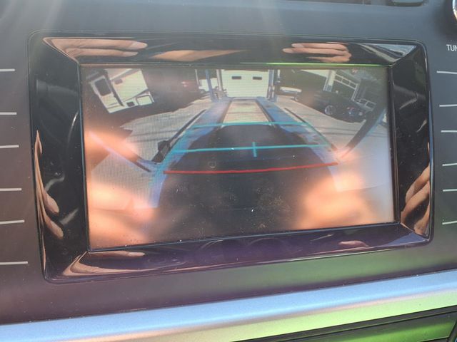 2019 Toyota Highlander LE I4 FWD - 23095984 - 10