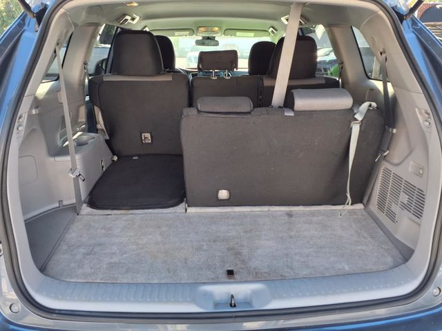 2019 Toyota Highlander LE I4 FWD - 23095984 - 16