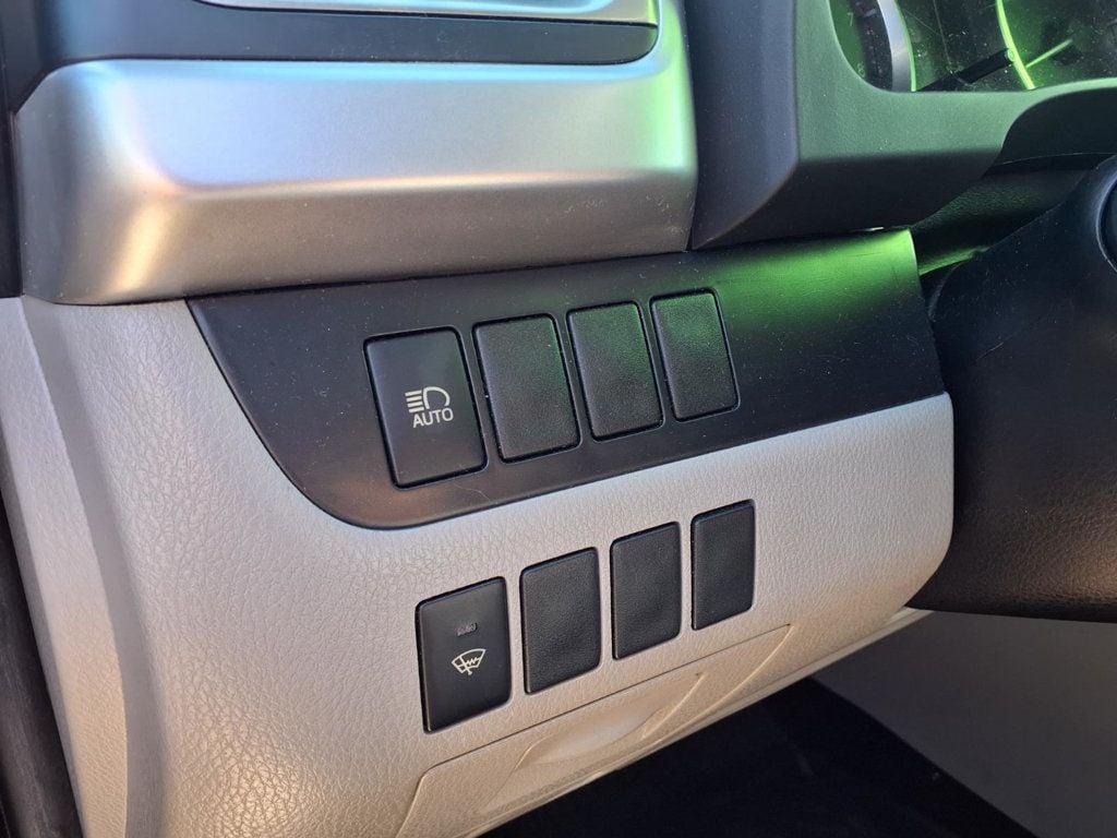 2019 Toyota Highlander LE I4 FWD - 23095984 - 7