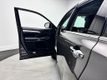 2019 Toyota Highlander LE Plus V6 AWD - 23022606 - 17
