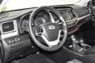 2019 Toyota Highlander LE Plus V6 AWD - 23024464 - 13