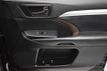 2019 Toyota Highlander LE Plus V6 AWD - 23024464 - 17