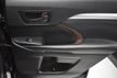 2019 Toyota Highlander LE Plus V6 AWD - 23024464 - 23