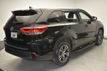 2019 Toyota Highlander LE Plus V6 AWD - 23024464 - 4