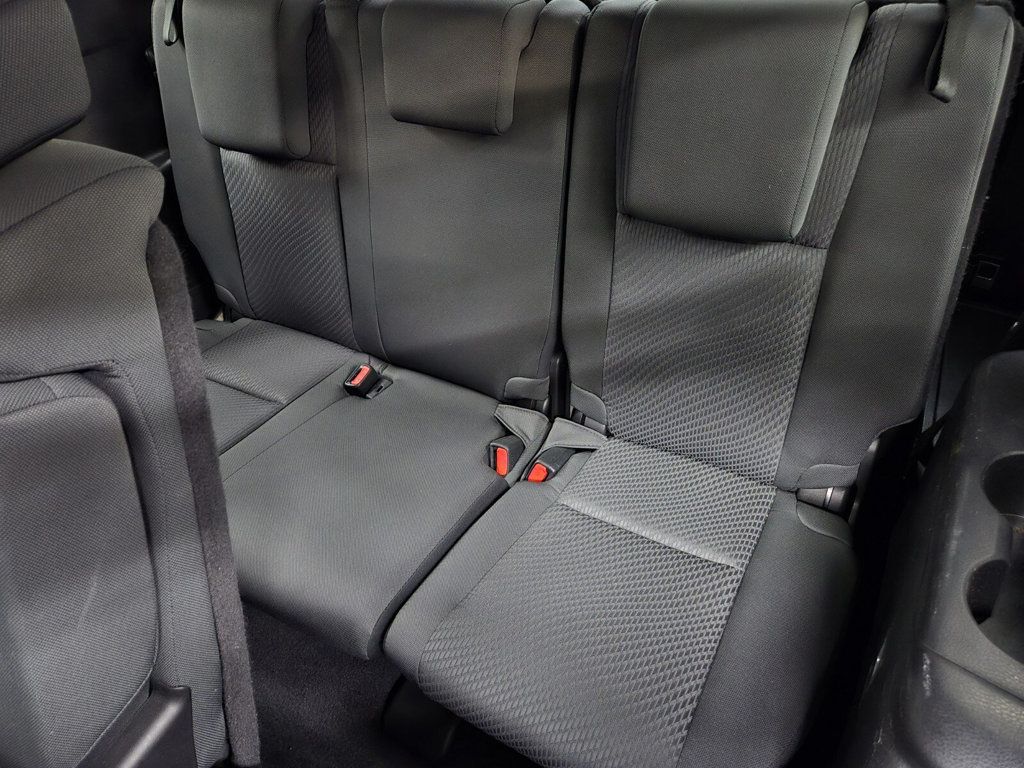 2019 Toyota Highlander LE V6 AWD - 22957554 - 9