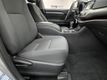 2019 Toyota Highlander LE V6 AWD - 22957554 - 13
