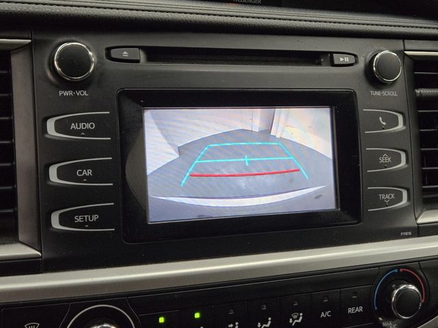 2019 Toyota Highlander LE V6 AWD - 22957554 - 19