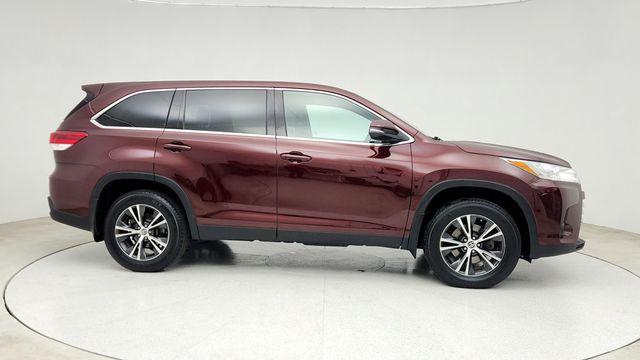 2019 Toyota Highlander LE V6 AWD - 22941117 - 3
