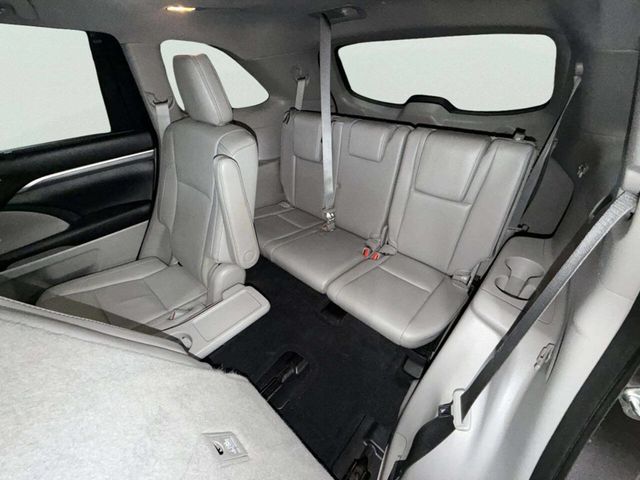 2019 Toyota Highlander Limited AWD 4dr SUV - 22989115 - 28