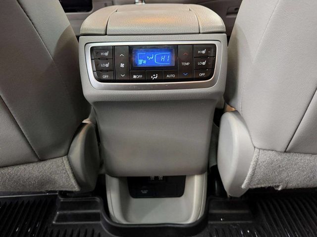 2019 Toyota Highlander Limited AWD 4dr SUV - 22989115 - 37