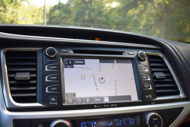 2019 Toyota Highlander Limited Platinum V6 AWD - 23088055 - 17