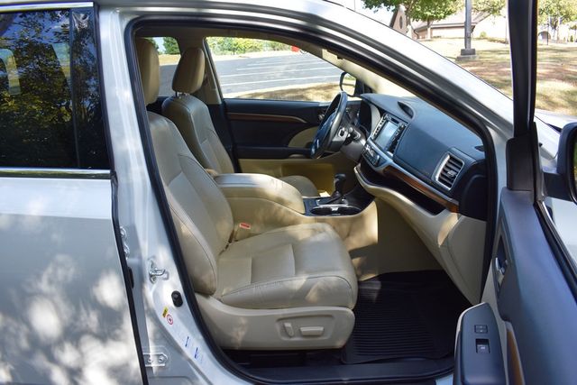 2019 Toyota Highlander Limited Platinum V6 AWD - 23088055 - 27