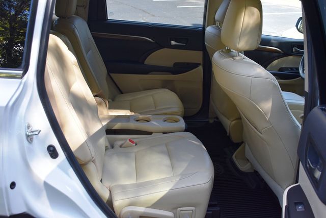 2019 Toyota Highlander Limited Platinum V6 AWD - 23088055 - 29