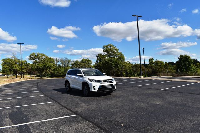 2019 Toyota Highlander Limited Platinum V6 AWD - 23088055 - 62