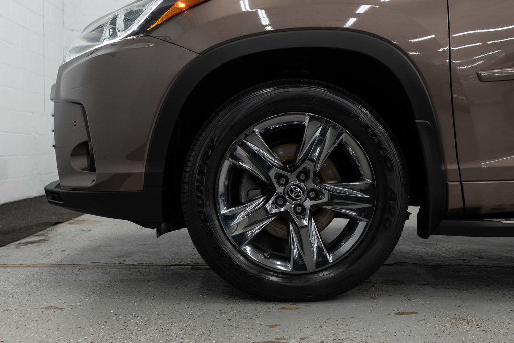 2019 Toyota Highlander Limited Platinum photo 37