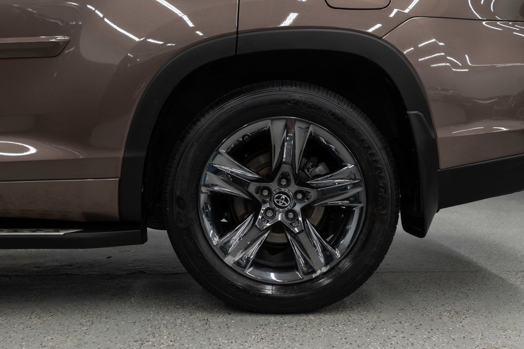 2019 Toyota Highlander Limited Platinum photo 38