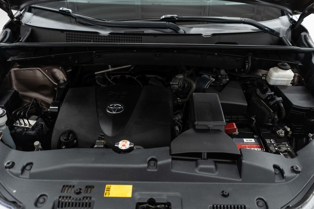 2019 Toyota Highlander Limited Platinum photo 41