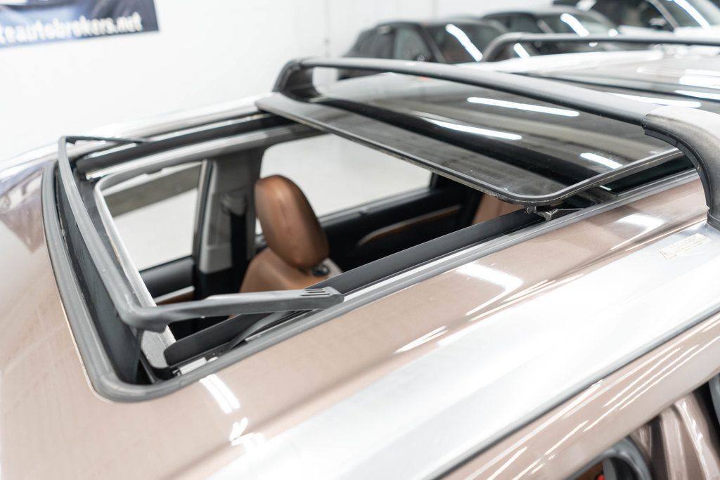 2019 Toyota Highlander Limited Platinum photo 50