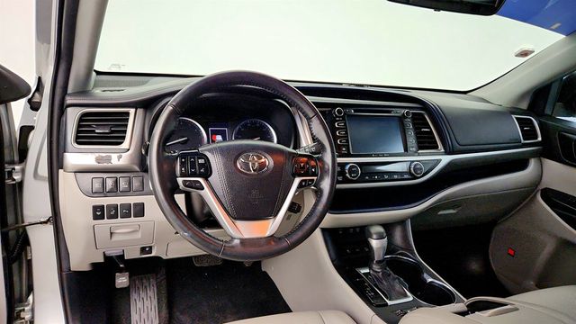 2019 Toyota Highlander Limited Platinum V6 AWD - 23028839 - 11