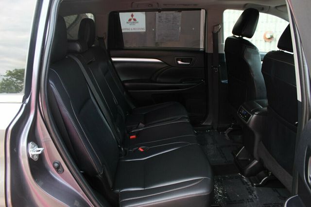2019 Toyota Highlander ONE OWNER HYBRID XLE W/ LEATHER, MOOPNROOF - 23042607 - 11