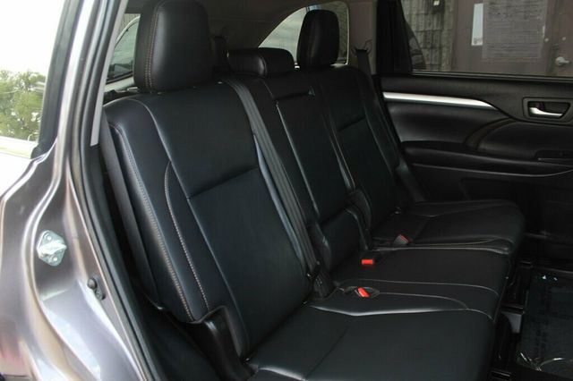 2019 Toyota Highlander ONE OWNER HYBRID XLE W/ LEATHER, MOOPNROOF - 23042607 - 12