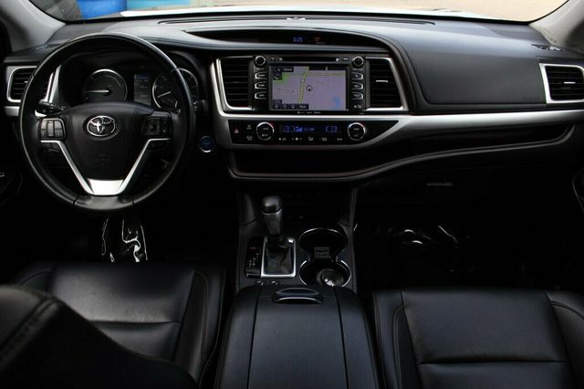2019 Toyota Highlander ONE OWNER HYBRID XLE W/ LEATHER, MOOPNROOF - 23042607 - 14