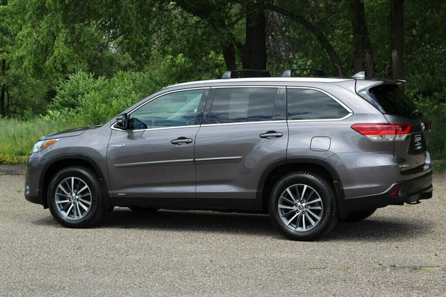 2019 Toyota Highlander ONE OWNER HYBRID XLE W/ LEATHER, MOOPNROOF - 23042607 - 20