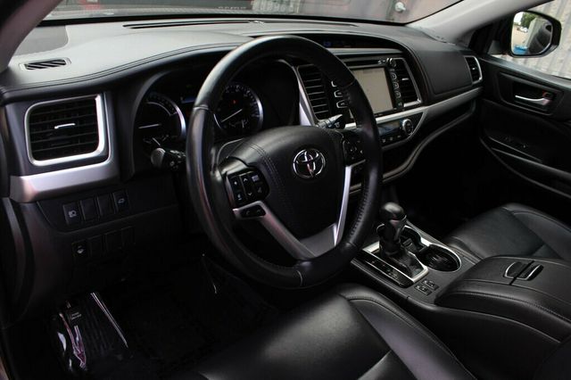 2019 Toyota Highlander ONE OWNER HYBRID XLE W/ LEATHER, MOOPNROOF - 23042607 - 27
