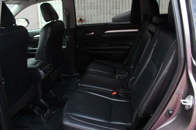 2019 Toyota Highlander ONE OWNER HYBRID XLE W/ LEATHER, MOOPNROOF - 23042607 - 28