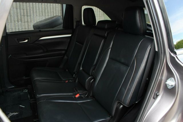 2019 Toyota Highlander ONE OWNER HYBRID XLE W/ LEATHER, MOOPNROOF - 23042607 - 29
