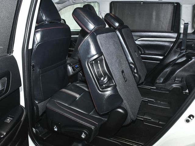 2019 Toyota Highlander SE - 23048143 - 45