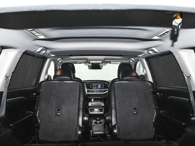 2019 Toyota Highlander SE - 23048143 - 63