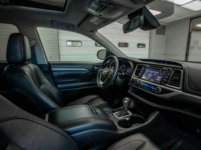 2019 Toyota Highlander SE V6 AWD - 23038094 - 13