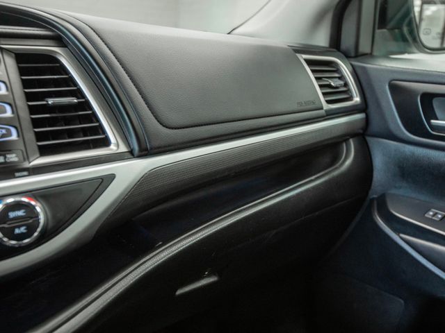 2019 Toyota Highlander SE V6 AWD - 23038094 - 19