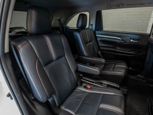 2019 Toyota Highlander SE V6 AWD - 23038094 - 24