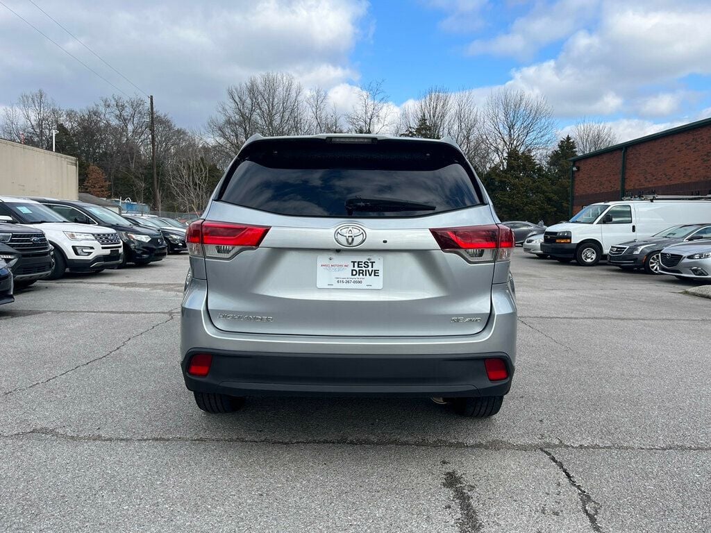 2019 Toyota Highlander SE V6 AWD - 22773903 - 3