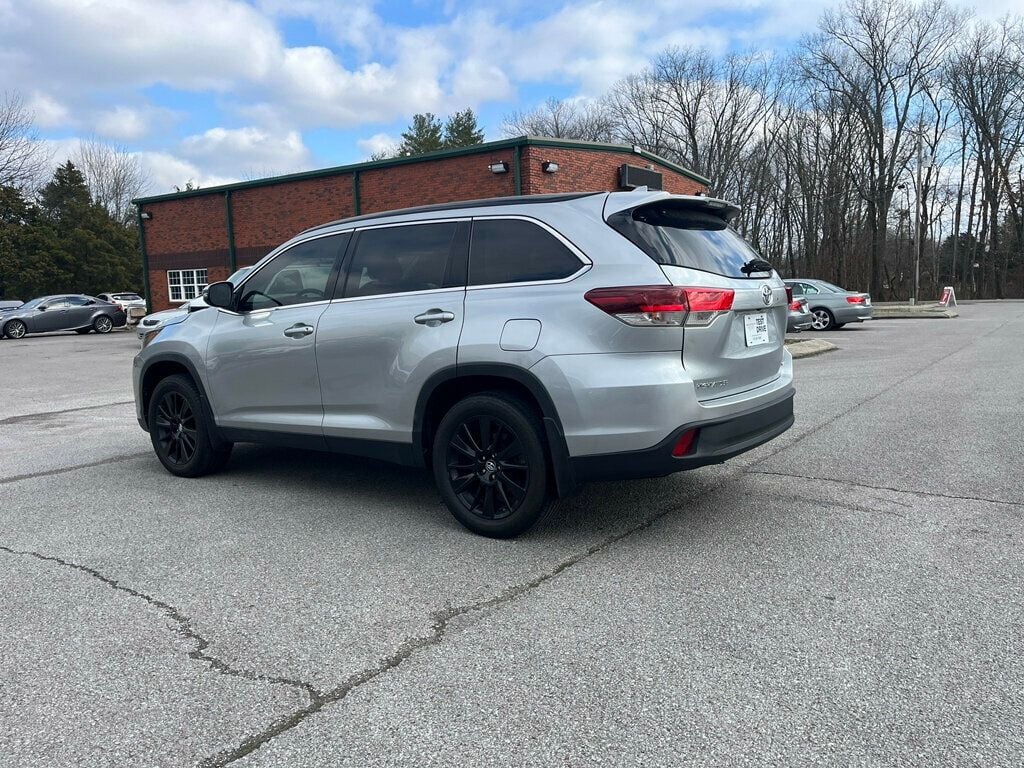 2019 Toyota Highlander SE V6 AWD - 22773903 - 4